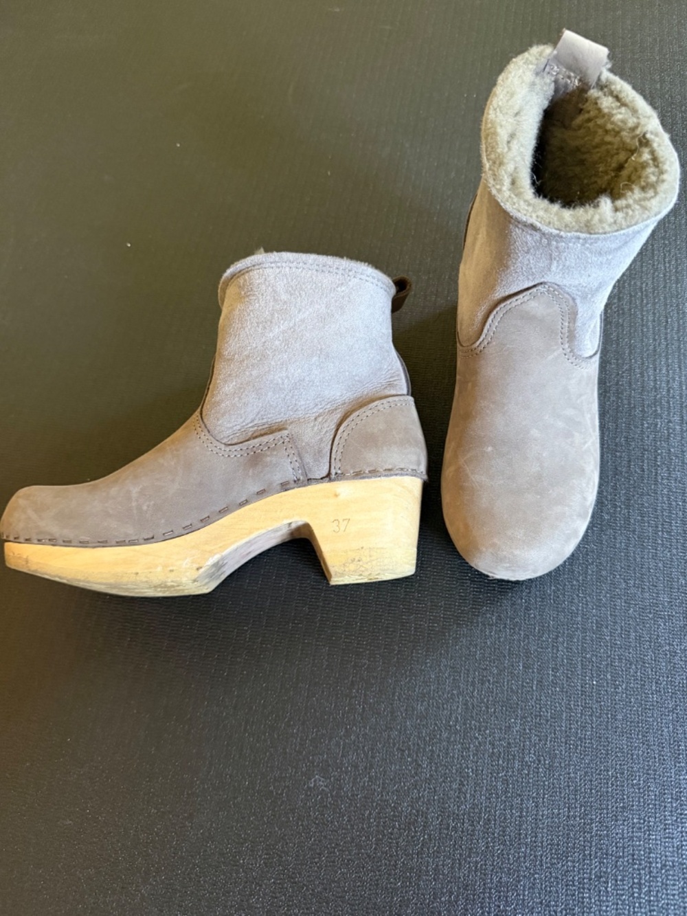 No. 6 shearling clogs (Size 36) - Picture 4 of 4